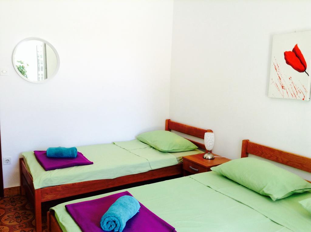 Guest House Perfect Location Bol Exterior photo